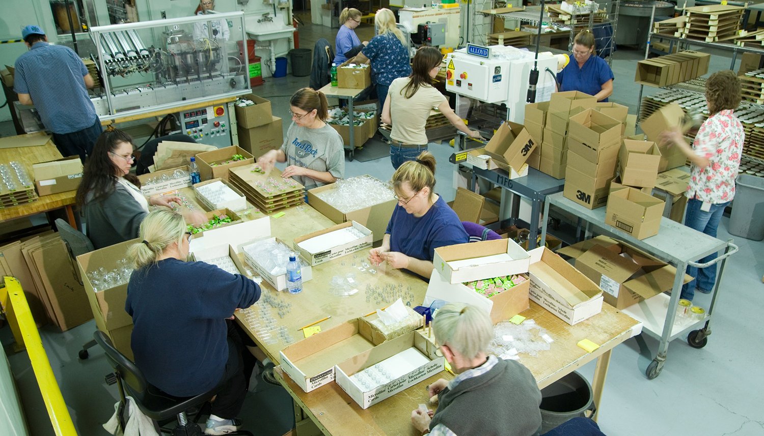 Interstate Graphics fulfillment and assembly line