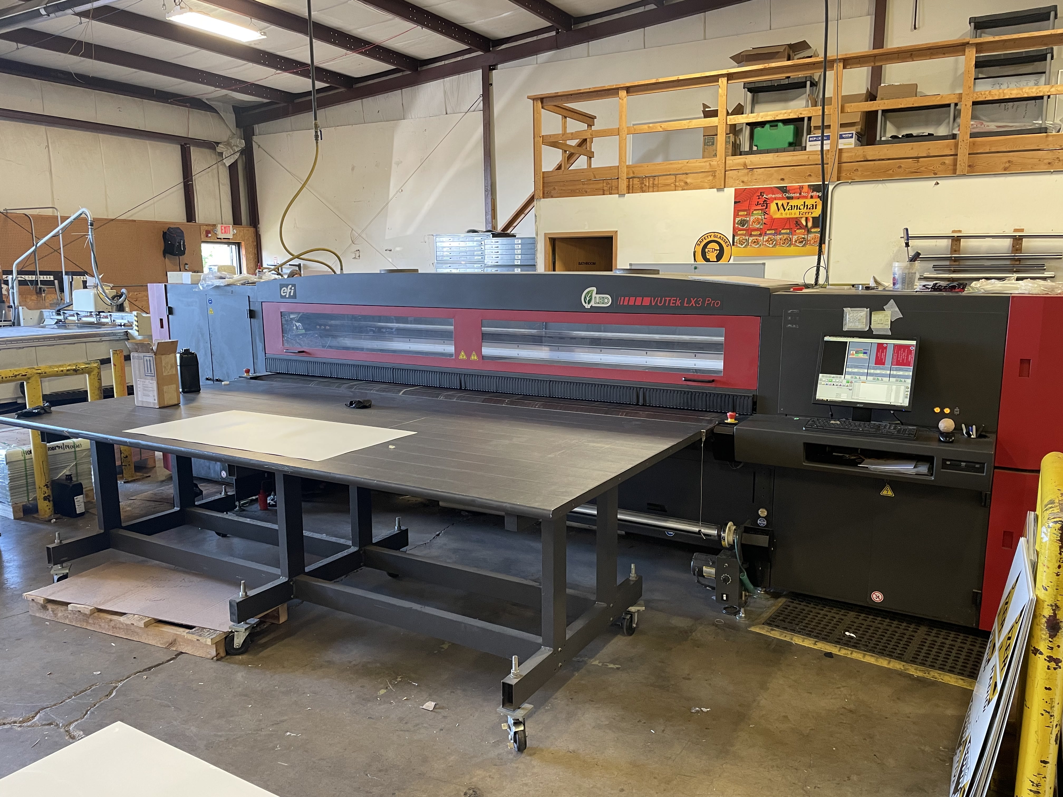 Interstate Graphics VUTEk wide-format press